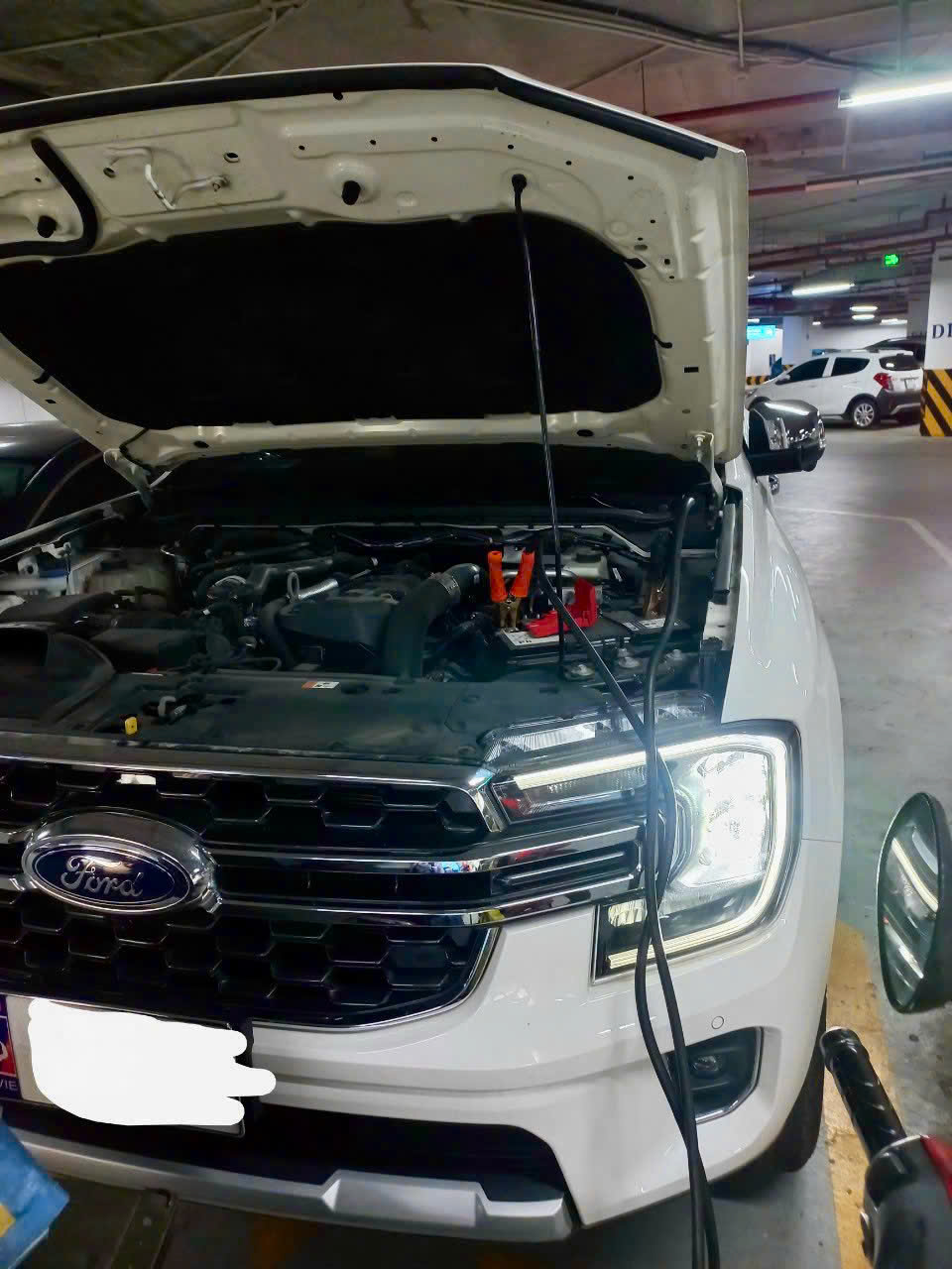 Sửa ô tô hết bình tận nơi