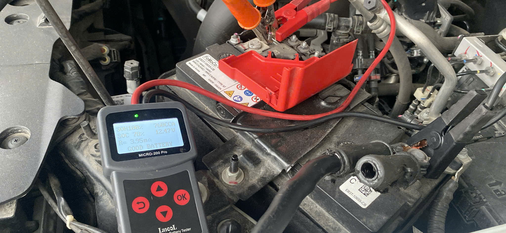 Sửa ô tô bị chết máy giữa đường TPHCM