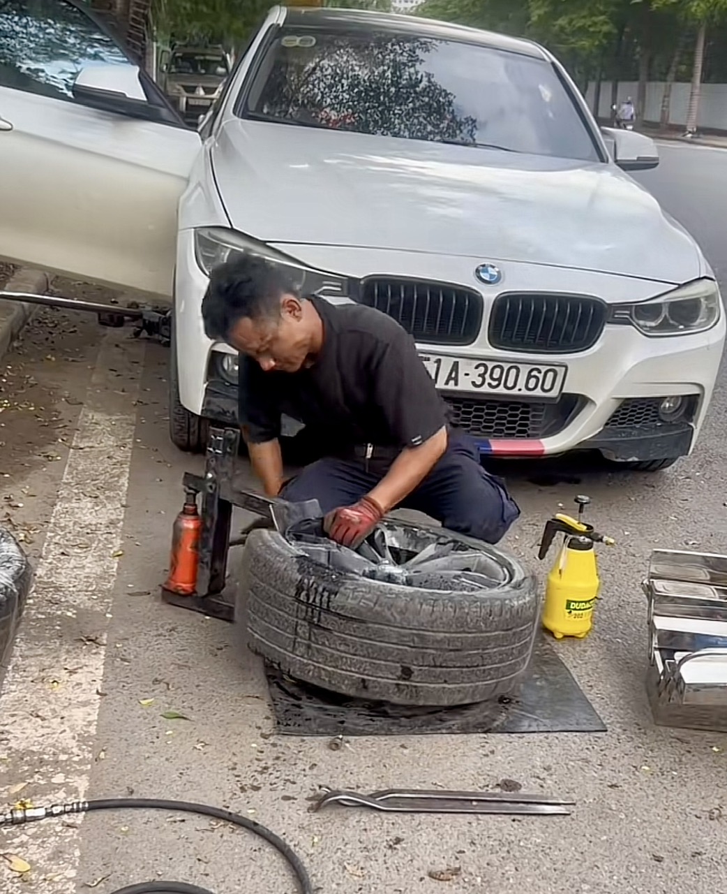 sửa ô tô ngoài giờ quận 1