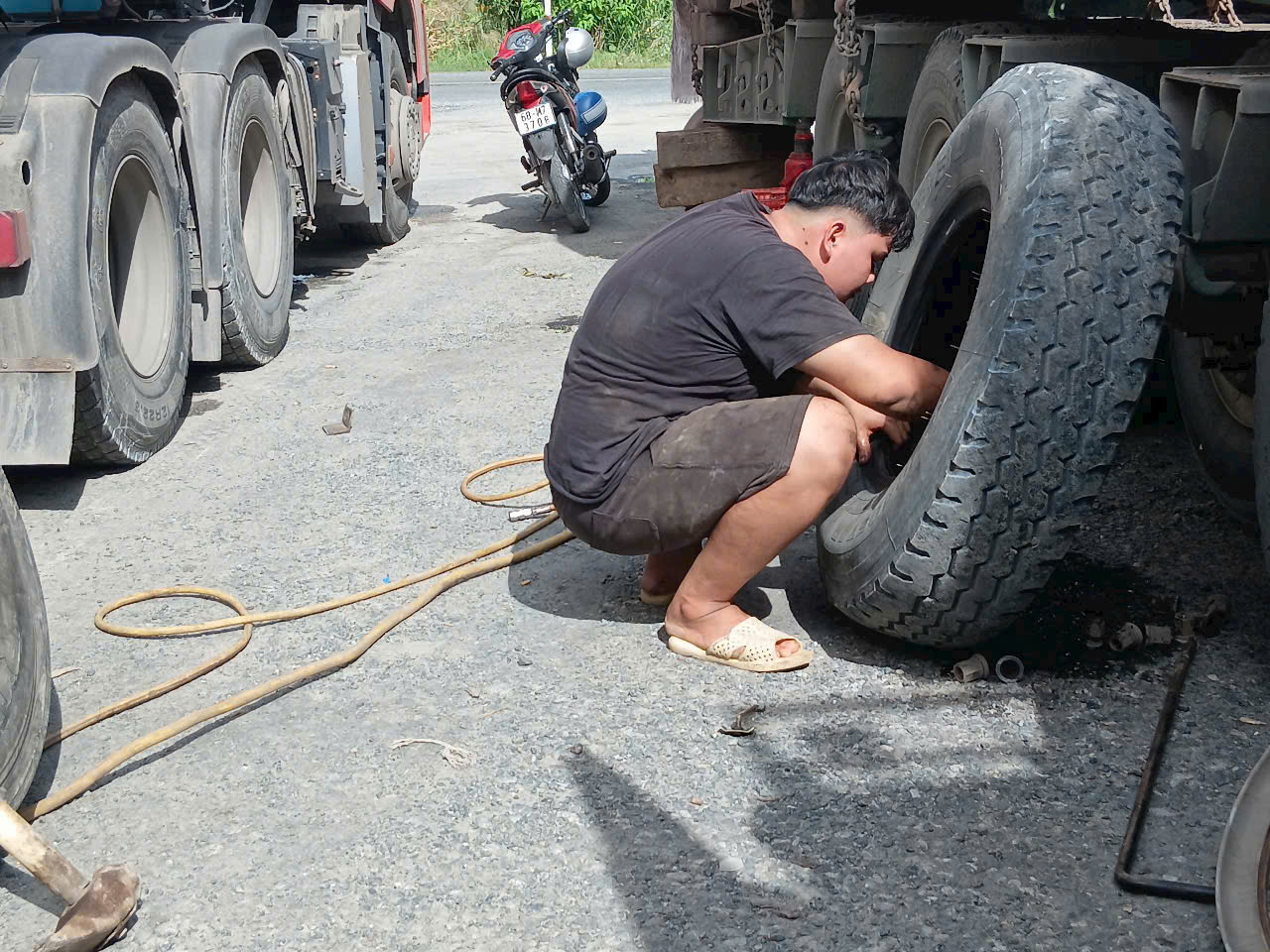 sửa ô tô 24h Tân Bình